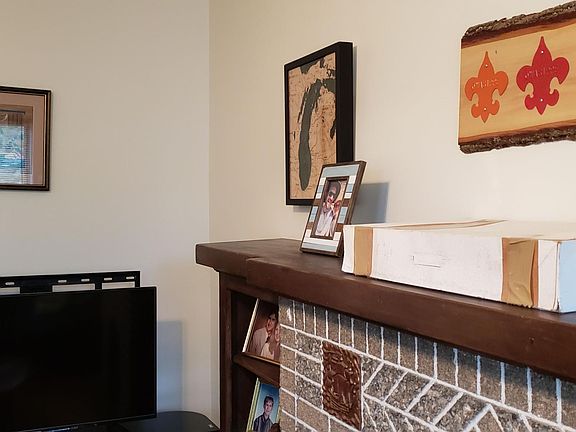 4th image of 1910 N Kimball Ave #2