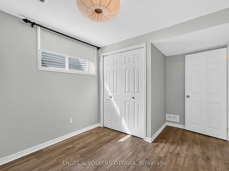 2123 Esprit Dr — Photo 44