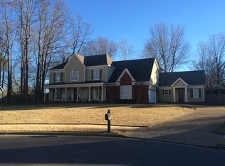 913 Valleyview Ln, Collierville, TN 38017