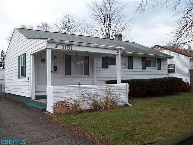1151 Beechwood Rd photo 1