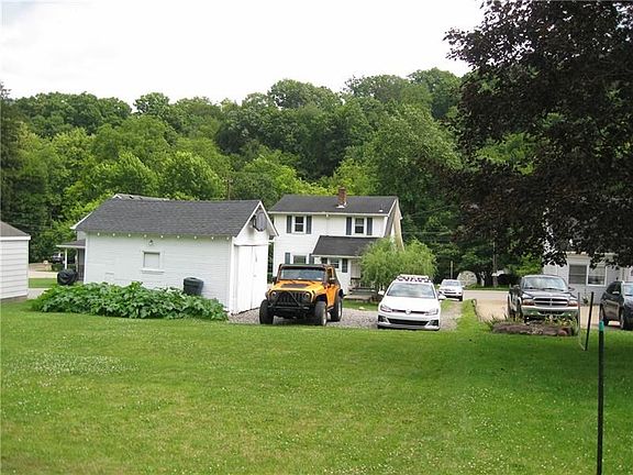 3rd image of 1112 Woodside Ave