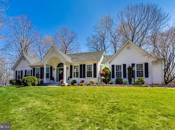2377 Brighton Pl, Jeffersonton, VA 22724