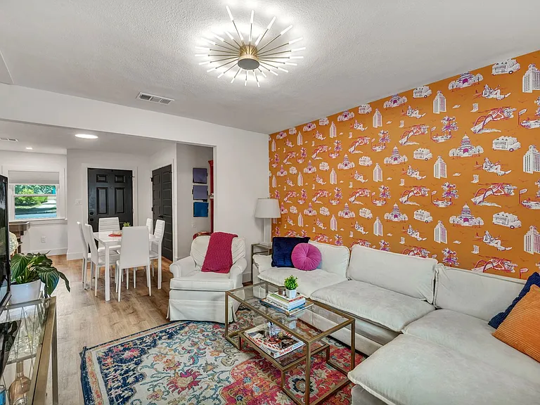 701 Harris Ave — Photo 31