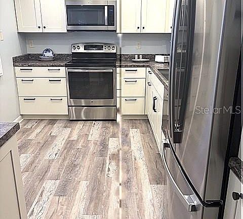 4th image of 3078 Eastland Blvd Unit 307
