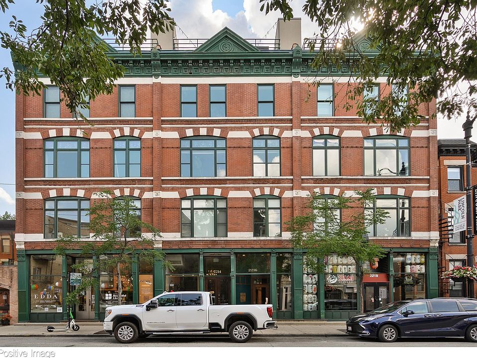 1st image of 2216 N Lincoln Ave APT 2B