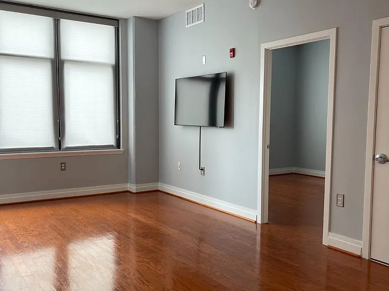 2120 Vermont #217 — Photo 7