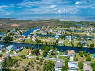 3255 Hibiscus Dr, Hernando Beach, FL 34607