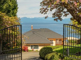 3097 Dolphin Dr, Nanaimo, BC V9P 9J2