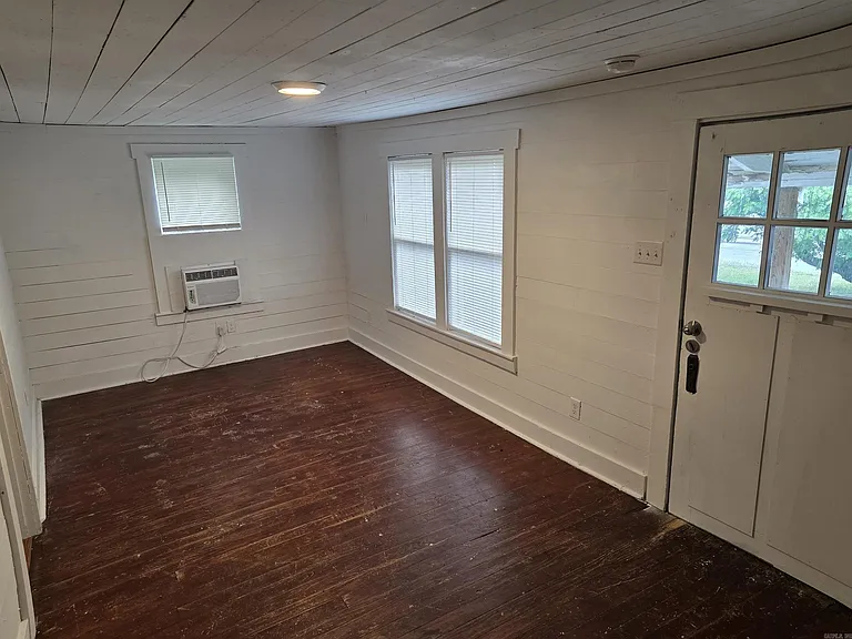 3519 Pike Ave #B — Photo 1