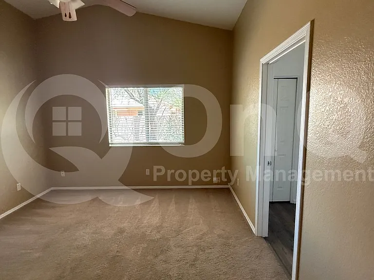 3343 S Sun Splash Dr — Photo 3