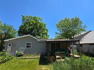 75 Crest Hill Ln, Red Lion, PA 17356