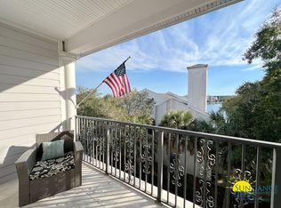 159 Brooks St #306, Fort Walton Beach, FL 32548
