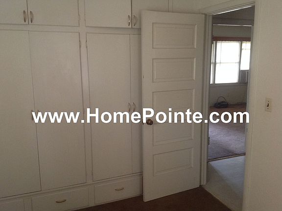 5th image of 3148 Judah St