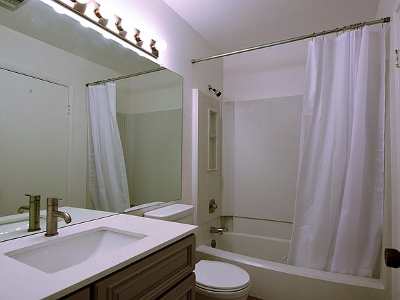 3rd image of 436 Bernice Ln