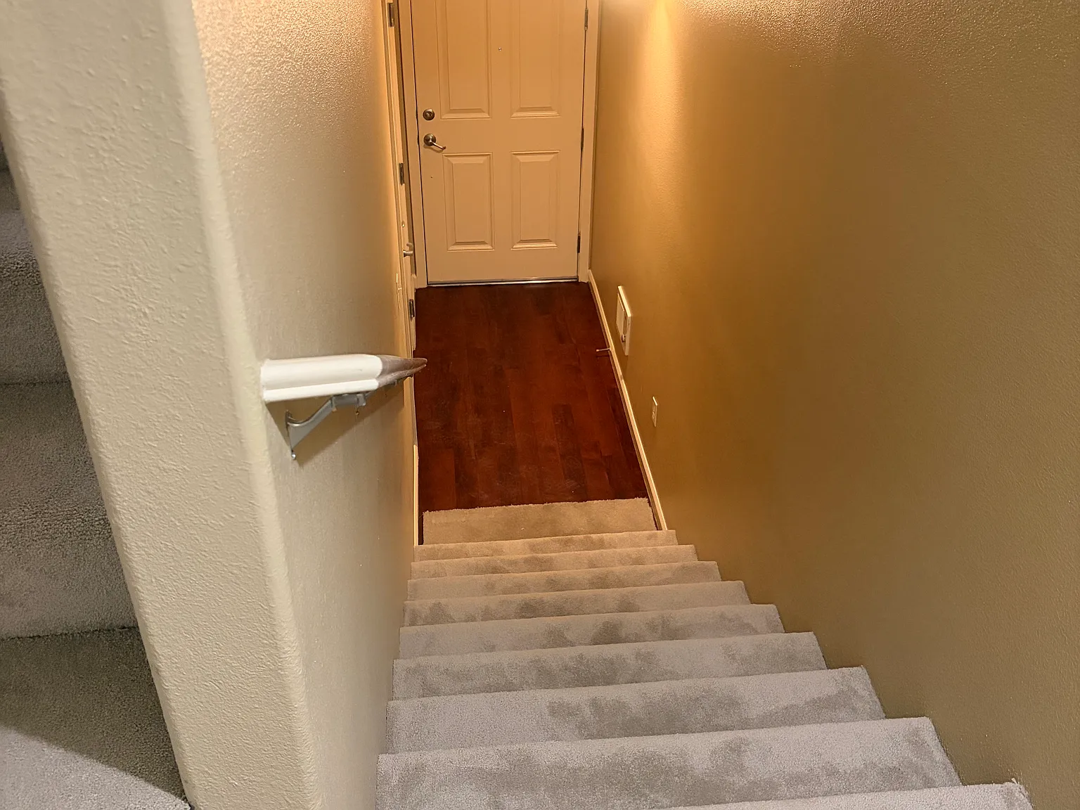 1 bed, 1185 sqft, $1,750 — Photo 2