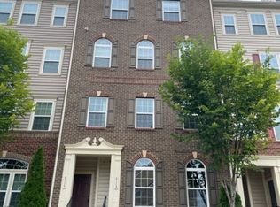 8113 Greenbelt Station Pkwy #302G, Greenbelt, MD 20770