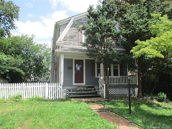 3rd image of 140 Wyoming St