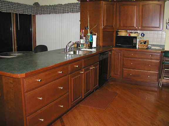 Kitchen cabinets