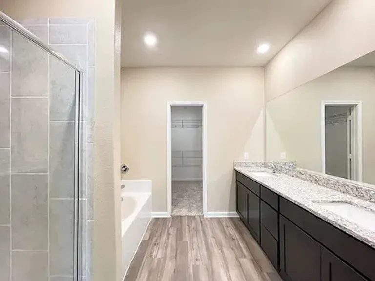 1702 Sandalwood Way — Photo 17