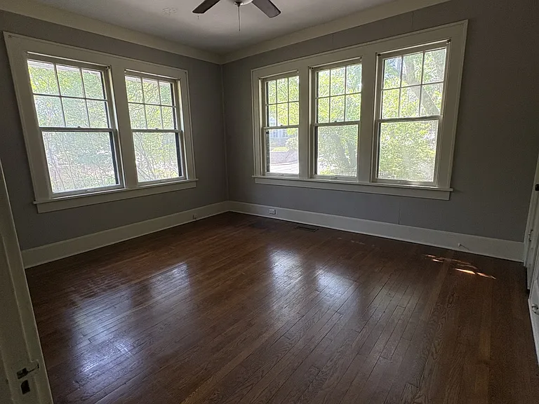 100 Linwood Ct — Photo 4