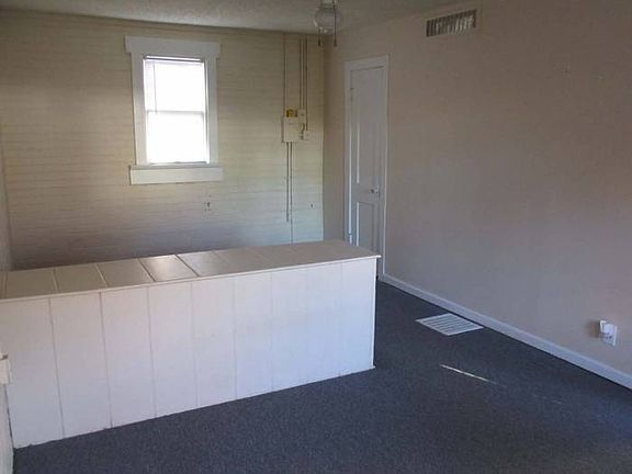 Bedroom / Living