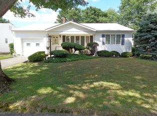 57 Castleton Dr, Toms River, NJ 08757