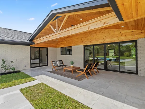 698 Orange Grove St, League City, TX 77573