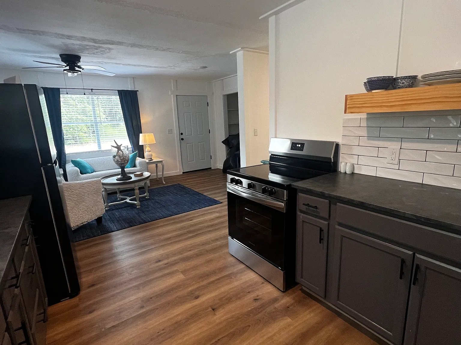 2 bed, 728 sqft, $1,700 — Photo 4