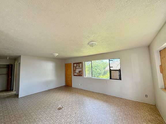 4th image of 16-2061 Vista Dr