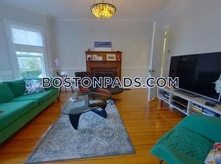 20 Gray St, Arlington, MA 02476