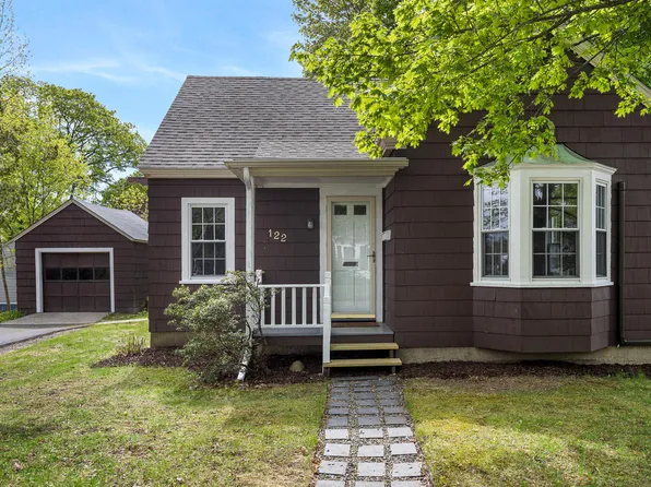 122 Fourteenth Street, Bangor, ME 04401