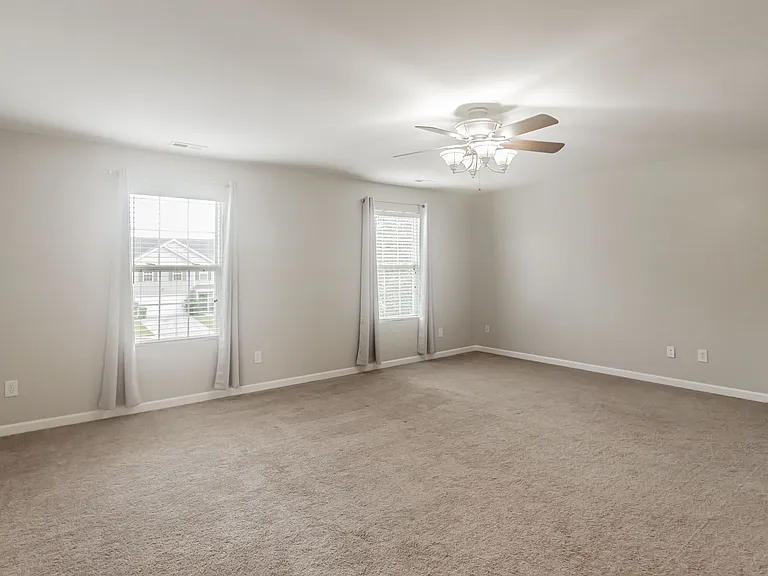 125 Cloverwood Dr SW — Photo 20