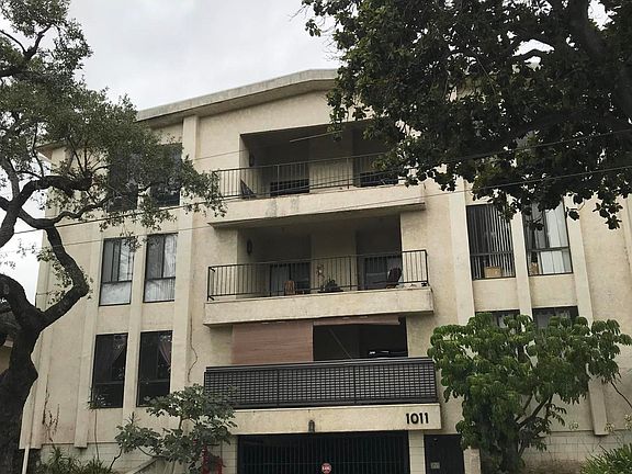 3rd image of 1011 N Stoneman Ave APT 1