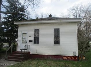 2141 Ray St, Muskegon Heights, MI 49444