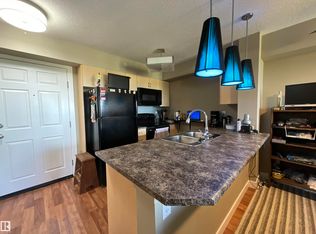 920 156th St NW #406, Edmonton, AB T6R0N6