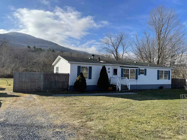 3833 VT Route 313W, Arlington, VT 05250