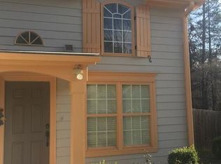 2825 Wildflower Ln, Snellville, GA