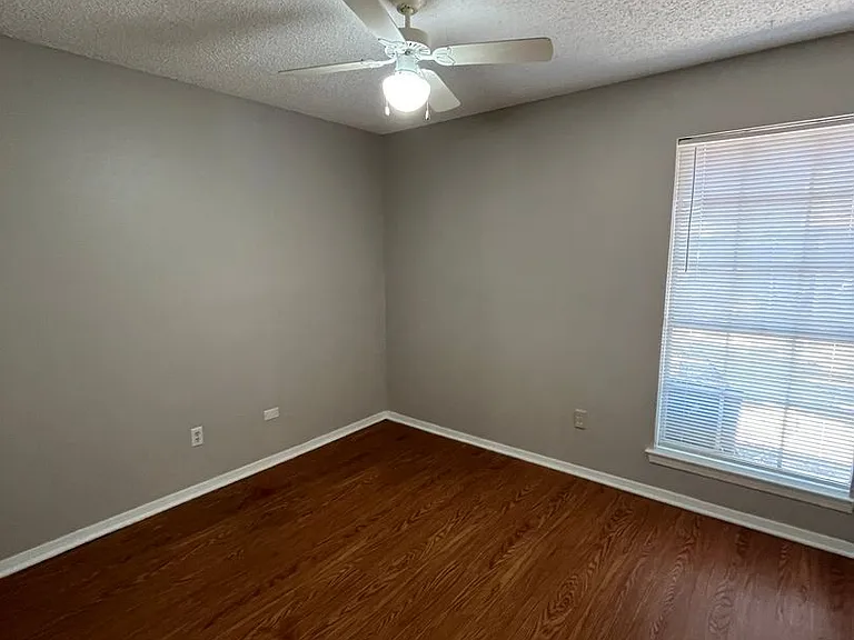 630 Overlook Ct — Photo 10