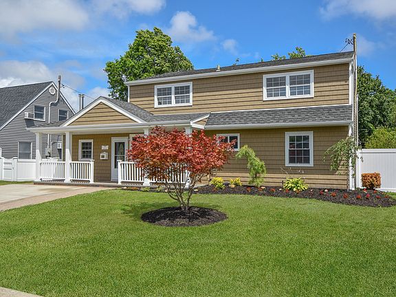 2nd image of 5 Skimmer Ln