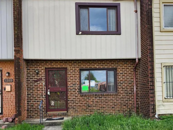 1317 Barnaby Ter SE, Washington, DC 20032