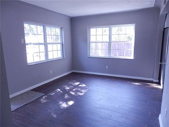 4th image of 679 63rd Ave S