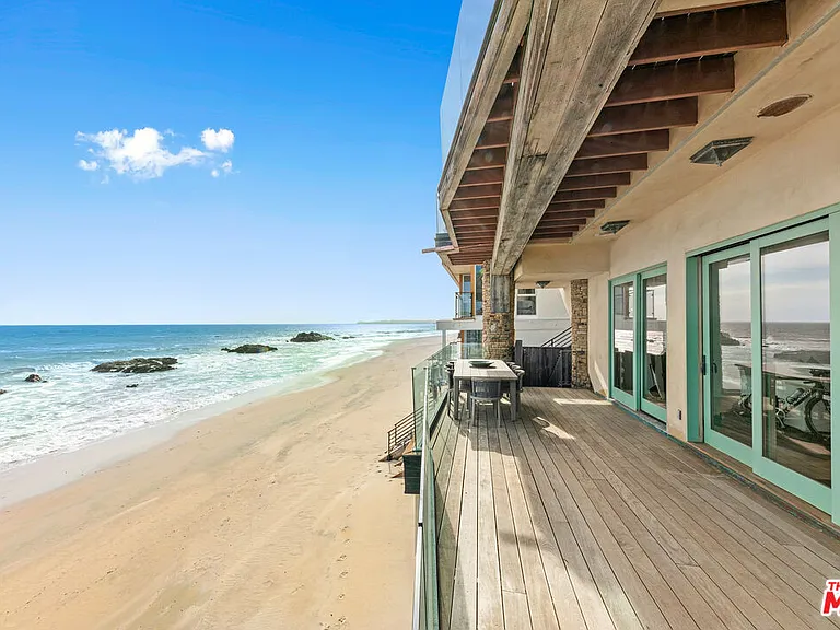 24920 Malibu Rd — Photo 41
