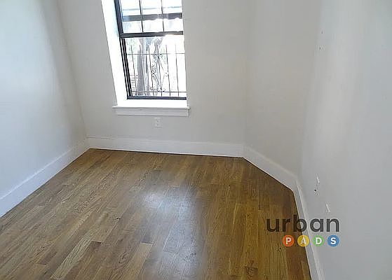 5th image of 314 Van Buren St #8