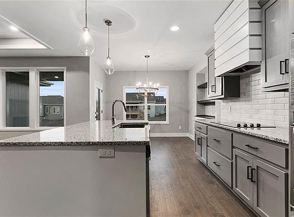 5th image of 1809 Alpine Dr