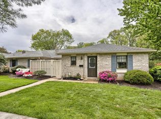 380 Valleybrook Dr, Lancaster, PA 17601