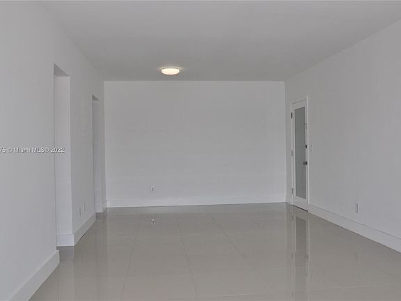 3rd image of 7925 West Dr APT 21