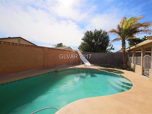 2nd image of 2263 Pommel Ave