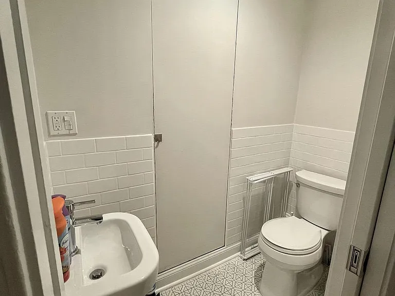 652 Massachusetts Ave #1 — Photo 15