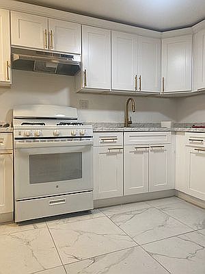 1st image of 1460 E 94th St Floor 1