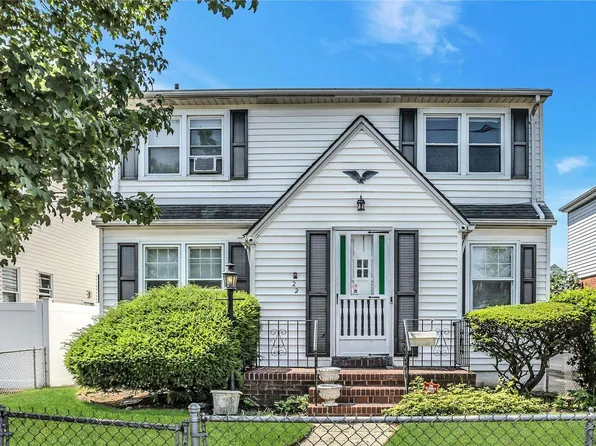 22 Bedford Avenue, Elmont, NY 11003
